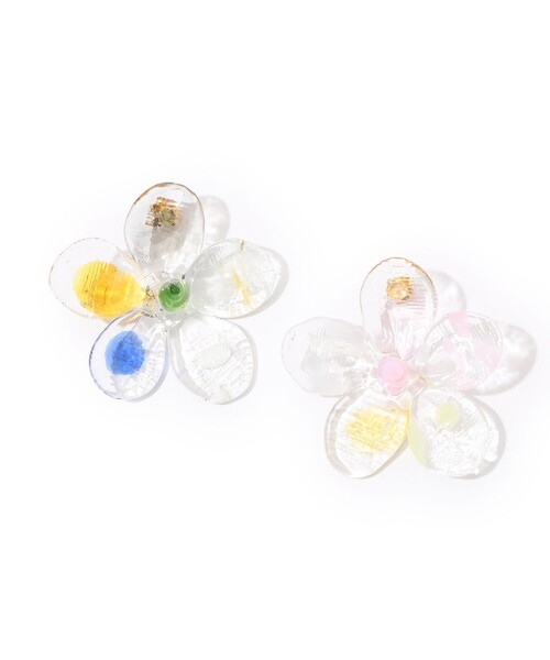 LEVENS(レヴェンス)の「LEVENS JEWELS MAXIFLOR ピアス(ピアス(両耳用)・レディース・その他1・FREE)」の1枚目の写真