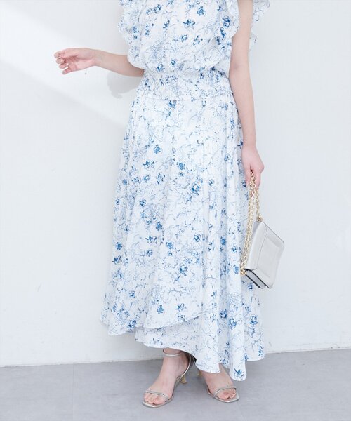 natural couture（ナチュラルクチュール）の「【mizu】長さ変えられる後ろ下がりヘムスカート（スカート・レディース・ベージュ系その他/ブルー系その他/ブラック系その他・LARGE/MEDIUM）」の3枚目の写真