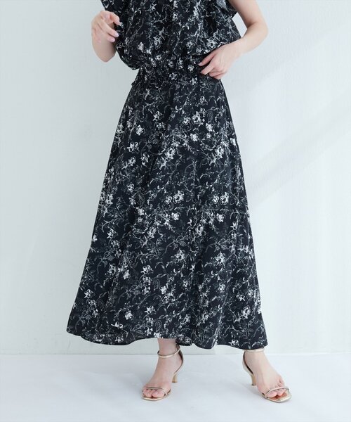 natural couture（ナチュラルクチュール）の「【mizu】長さ変えられる後ろ下がりヘムスカート（スカート・レディース・ベージュ系その他/ブルー系その他/ブラック系その他・LARGE/MEDIUM）」の4枚目の写真