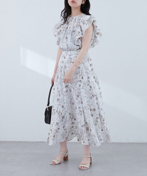 natural couture（ナチュラルクチュール）の「【mizu】長さ変えられる後ろ下がりヘムスカート（スカート・レディース・ベージュ系その他/ブルー系その他/ブラック系その他・LARGE/MEDIUM）」の16枚目の写真