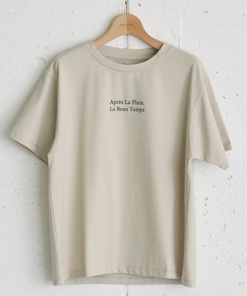 Doux archives(ドゥアルシーヴ)の「チビロゴプリントTEE(Tシャツ/カットソー・レディース・ベージュ/ブラック/ブラウン・FREE)」の3枚目の写真