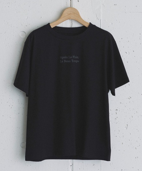 Doux archives(ドゥアルシーヴ)の「チビロゴプリントTEE(Tシャツ/カットソー・レディース・ベージュ/ブラック/ブラウン・FREE)」の2枚目の写真