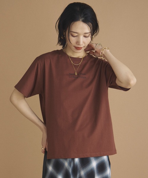 Doux archives(ドゥアルシーヴ)の「チビロゴプリントTEE(Tシャツ/カットソー・レディース・ベージュ/ブラック/ブラウン・FREE)」の13枚目の写真