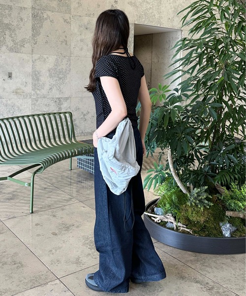 sedacle girl(セダクルガール)の「ドット柄ネックリボントップス(Tシャツ/カットソー・レディース・ブラック/オフホワイト・SMALL/MEDIUM)」の6枚目の写真