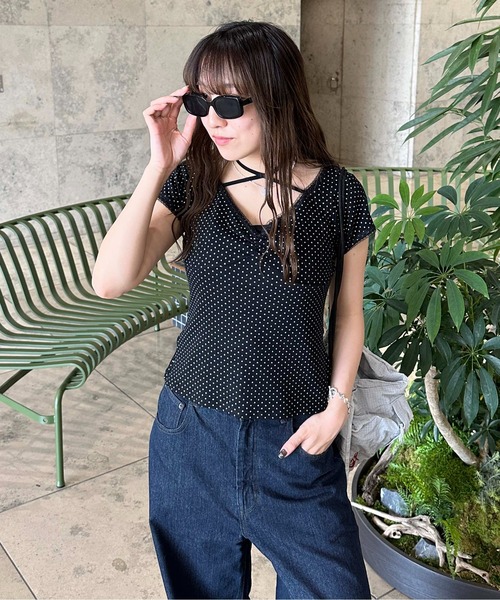 sedacle girl(セダクルガール)の「ドット柄ネックリボントップス(Tシャツ/カットソー・レディース・ブラック/オフホワイト・SMALL/MEDIUM)」の10枚目の写真