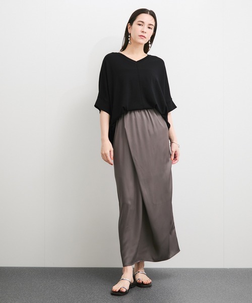 le cercle ADAM ET ROPE'(ルセルクルアダムエロペ)の「【UVケア/接触冷感】前後2WAYポンチョプルオーバー(Tシャツ/カットソー・レディース・ブラック/ライトグレー/ブラウン/ネイビー・FREE)」の6枚目の写真
