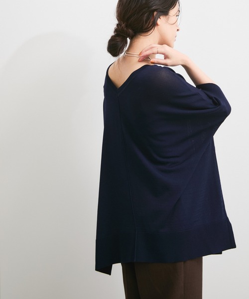 le cercle ADAM ET ROPE'(ルセルクルアダムエロペ)の「【UVケア/接触冷感】前後2WAYポンチョプルオーバー(Tシャツ/カットソー・レディース・ブラック/ライトグレー/ブラウン/ネイビー・FREE)」の17枚目の写真