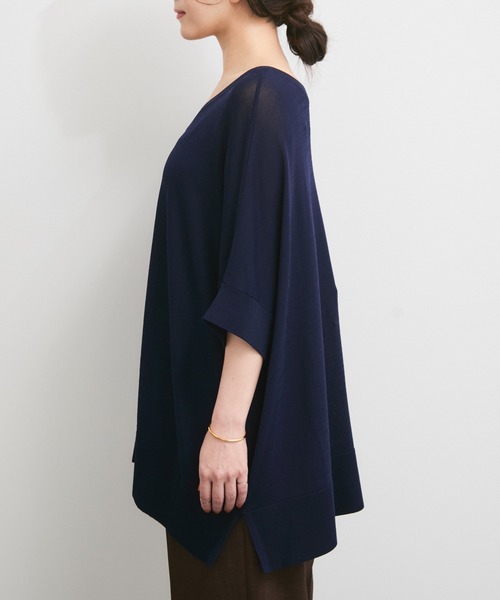 le cercle ADAM ET ROPE'(ルセルクルアダムエロペ)の「【UVケア/接触冷感】前後2WAYポンチョプルオーバー(Tシャツ/カットソー・レディース・ブラック/ライトグレー/ブラウン/ネイビー・FREE)」の21枚目の写真