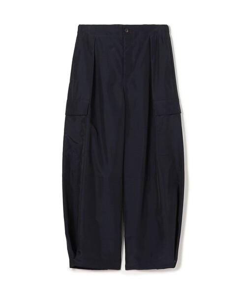 GALERIE VIE(ギャルリー ヴィー)の「■ナイロンシルクタフタ タックカーゴパンツ(カーゴパンツ・レディース・ネイビー・32/36)」の1枚目の写真