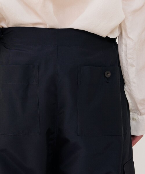GALERIE VIE(ギャルリー ヴィー)の「■ナイロンシルクタフタ タックカーゴパンツ(カーゴパンツ・レディース・ネイビー・32/36)」の7枚目の写真