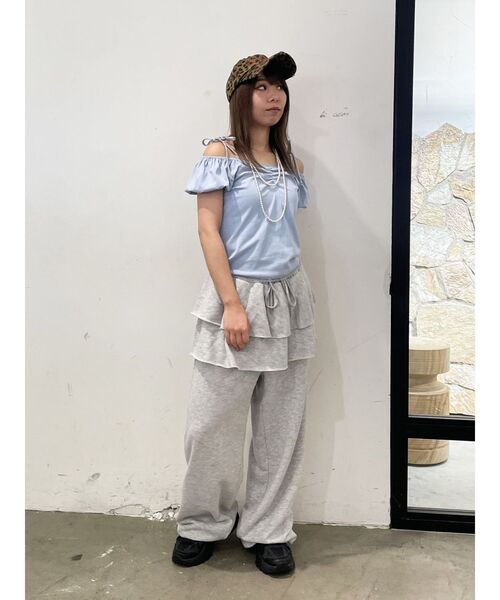 jouetie(ジュエティ)の「2WAYオフショルレースドッキングリボントップス(Tシャツ/カットソー・レディース・ブラック/グレー/ブルー・MEDIUM)」の16枚目の写真