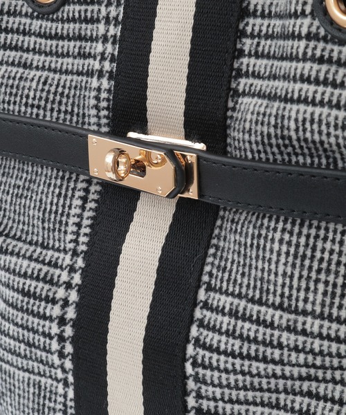 YECCA VECCA(イェッカヴェッカ)の「2wayライントートバッグ(トートバッグ・レディース・ダークベージュ/ハウンドトゥース・FREE)」の10枚目の写真