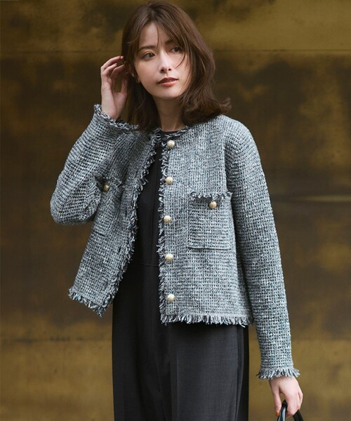 23区(ニジュウサンク)の「ツイード ニット ジャケット(ノーカラージャケット・レディース・アイボリー系3/ブルー系3/オレンジ系3/ライトグレー系/スカイブルー系/ピンク系・38/40)」の4枚目の写真