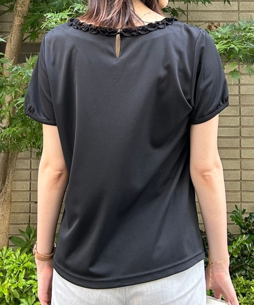 etre pret（エトレプレ）の「胸元フリル半袖ニット（Tシャツ/カットソー・レディース・グレー/ブラック・5号/7号/9号/11号/13号）」の4枚目の写真