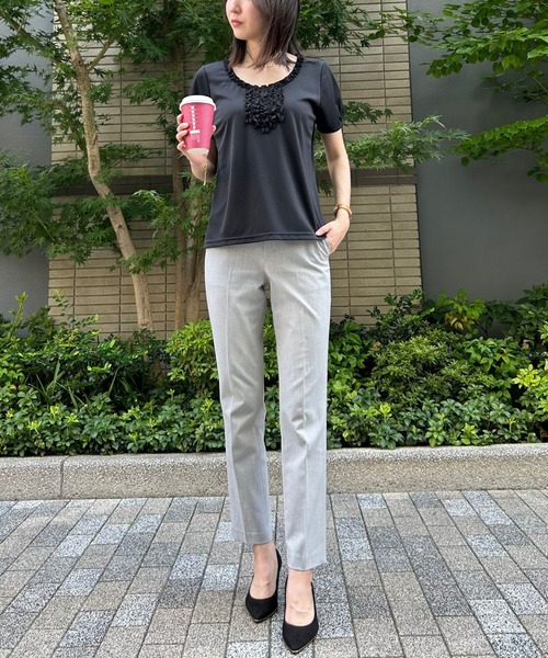 etre pret（エトレプレ）の「胸元フリル半袖ニット（Tシャツ/カットソー・レディース・グレー/ブラック・5号/7号/9号/11号/13号）」の5枚目の写真