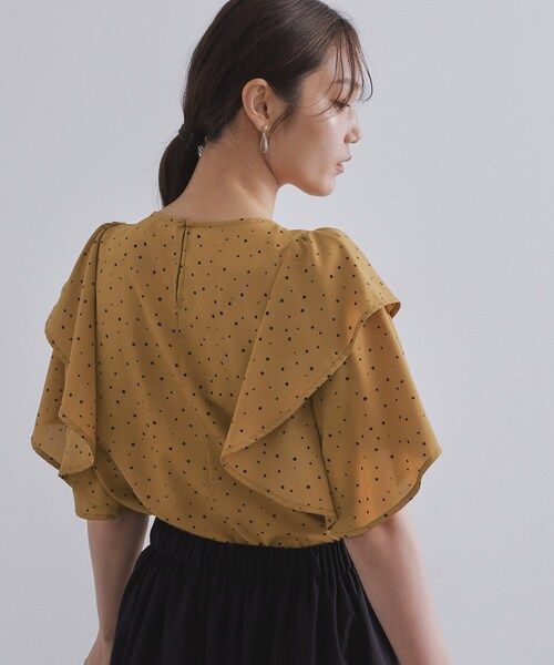 OPAQUE.CLIP（オペークドットクリップ）の「ランダムドットフリル