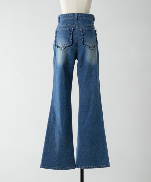Lallana(ララーナ)の「Pocket Frill Flare Denimpants / ポケットフリルフレアデニムパンツ(デニムパンツ・レディース・インディゴブルー/ブルー・MEDIUM/SMALL)」の21枚目の写真