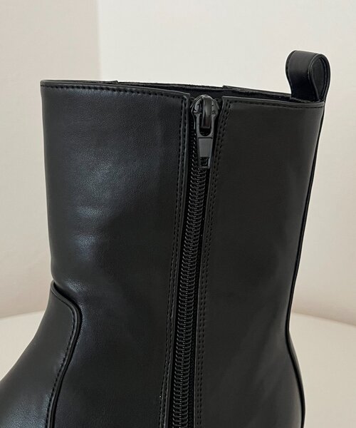 prose verse（プロズヴェール）の「スタッズサイドゴアトラックソールショートブーツ（ブーツ・レディース・ブラック・X-LARGE/LARGE/MEDIUM/SMALL）」の5枚目の写真