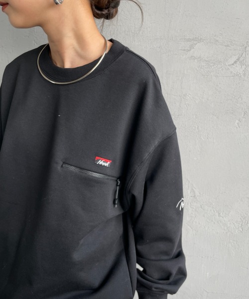 NANGA（ナンガ）の「[NANGA/ナンガ] 別注 ワンポイントロゴ刺繍 ジップポケットスウェット（スウェット・レディース・ブラック/グレー・L/M/S）」の12枚目の写真