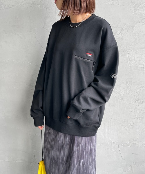 NANGA/ナンガ] 別注 ワンポイントロゴ刺繍 ジップポケットスウェット