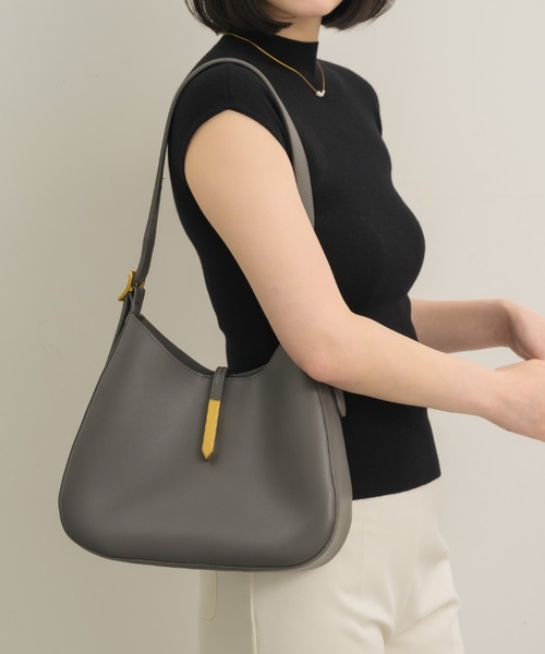 NEUNA（ヌナ）の「【ポーチ付き！】ラウンドトートバッグ（ショルダーバッグ・レディース・ブラウン/グレー/アイボリー/ブラック/カーキ・FREE）」の14枚目の写真