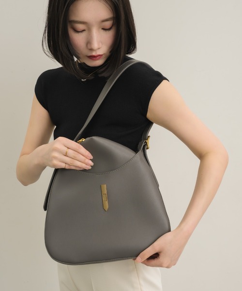 NEUNA（ヌナ）の「【ポーチ付き！】ラウンドトートバッグ（ショルダーバッグ・レディース・ブラウン/グレー/アイボリー/ブラック/カーキ・FREE）」の21枚目の写真