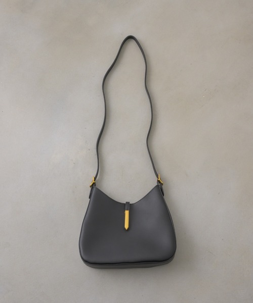 NEUNA（ヌナ）の「【ポーチ付き！】ラウンドトートバッグ（ショルダーバッグ・レディース・ブラウン/グレー/アイボリー/ブラック/カーキ・FREE）」の10枚目の写真