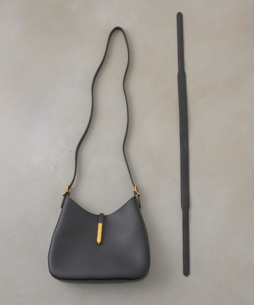 NEUNA（ヌナ）の「【ポーチ付き！】ラウンドトートバッグ（ショルダーバッグ・レディース・ブラウン/グレー/アイボリー/ブラック/カーキ・FREE）」の13枚目の写真