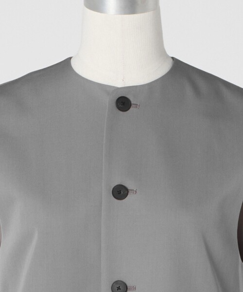 LOEFF(ロエフ)の「<LOEFF>ギャバジン ベスト(ベスト・レディース・グレー/ブラック・0/1)」の16枚目の写真