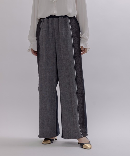 Eimee Law(エイミーロウ)の「レースレイヤードグレンチェックパンツ(その他パンツ・レディース・ダークグレー/ブラウン・MEDIUM)」の6枚目の写真