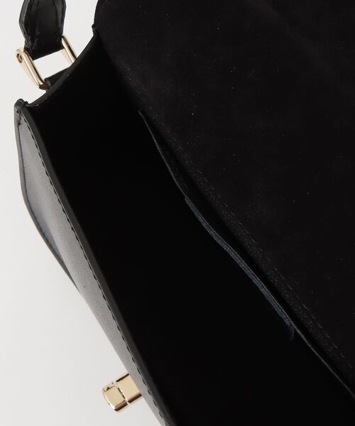 ROSE BUD(ローズバッド)の「(MILLELA FIRENZE)SMOOTH LEATHER SHOULDER BAG(ショルダーバッグ・レディース・ブラック/バーガンディー・ONE SIZE)」の16枚目の写真