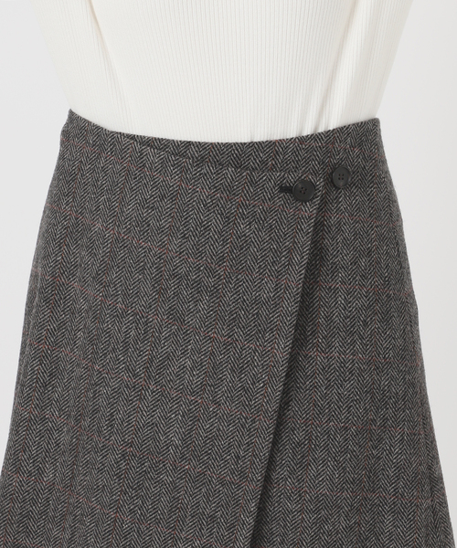 journal standard L'essage（ジャーナルスタンダードレサージュ）の「シェットランドウールチェックラップスカート（スカート・レディース・ブラウン系その他/チャコールグレー・FREE）」の19枚目の写真