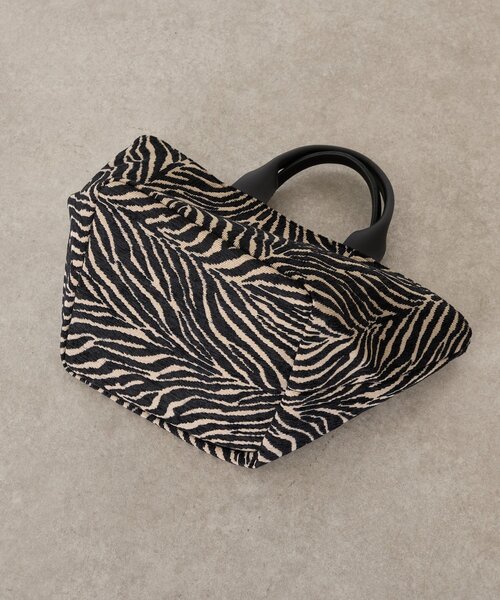 Jena espace merveilleux（ジェナ　エスパスメルヴェイユ）の「ジャガードトートバッグ（トートバッグ・レディース・ブラック/グレー・FREE）」の10枚目の写真