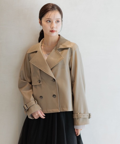 Andemiu（アンデミュウ）の「フェイクレザーショートジャケット573089（テーラードジャケット・レディース・モカ/ブラック・FREE）」の9枚目の写真