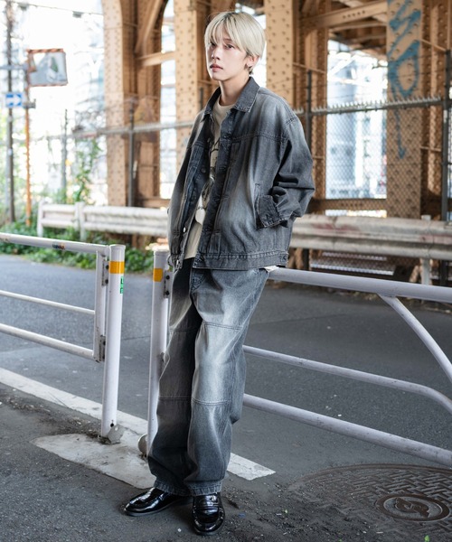 WEGO(ウィゴー)の「WEGO/ヴィンテージライクBIGデニムジャケット(デニムジャケット・メンズ・スカイブルー/ブラック系3・LARGE/MEDIUM)」の4枚目の写真