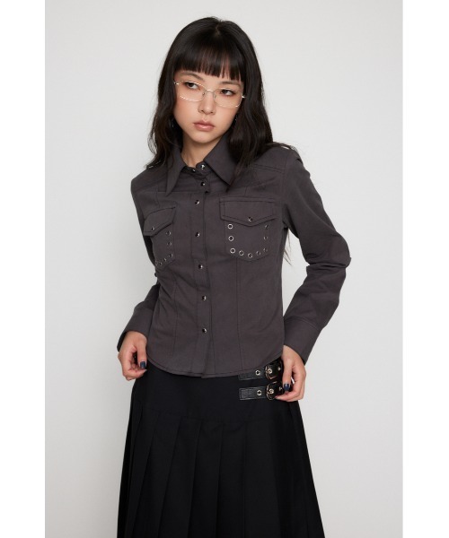 LAGUA GEM（ラグアジェム）の「EYELET POCKET COMPACT シャツ（シャツ/ブラウス・レディース・カーキ/チャコールグレー/アイボリー・FREE）」の5枚目の写真