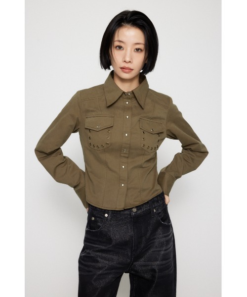 LAGUA GEM（ラグアジェム）の「EYELET POCKET COMPACT シャツ（シャツ/ブラウス・レディース・カーキ/チャコールグレー/アイボリー・FREE）」の17枚目の写真