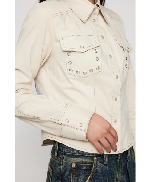 LAGUA GEM（ラグアジェム）の「EYELET POCKET COMPACT シャツ（シャツ/ブラウス・レディース・カーキ/チャコールグレー/アイボリー・FREE）」の8枚目の写真