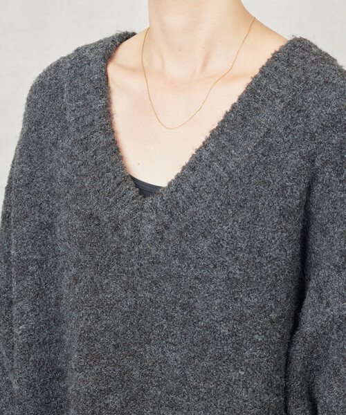 FREAK'S STORE(フリークスストア)の「限定展開 ミニ ブークレ Vネック ニット ワンピース(ワンピース・レディース・ブラック/ブラウン/ブルー/グレー/ナチュラル・フリ-)」の16枚目の写真