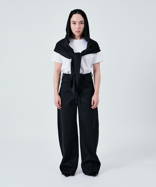 M TO R(ムウトアール)の「3WAY LAYERD HOODIE(アンサンブル・レディース・ダークブラウン/ブラック・FREE)」の11枚目の写真