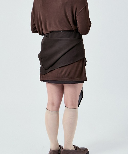 M TO R(ムウトアール)の「3WAY LAYERD HOODIE(アンサンブル・レディース・ダークブラウン/ブラック・FREE)」の13枚目の写真