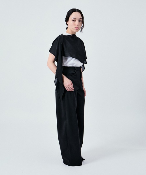 M TO R(ムウトアール)の「3WAY LAYERD HOODIE(アンサンブル・レディース・ダークブラウン/ブラック・FREE)」の8枚目の写真