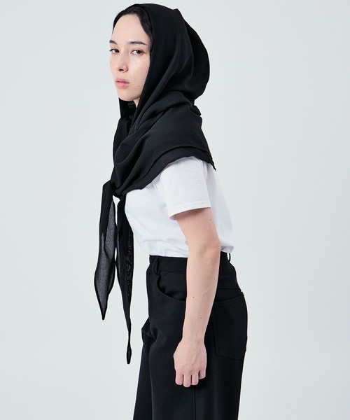 M TO R(ムウトアール)の「3WAY LAYERD HOODIE(アンサンブル・レディース・ダークブラウン/ブラック・FREE)」の9枚目の写真