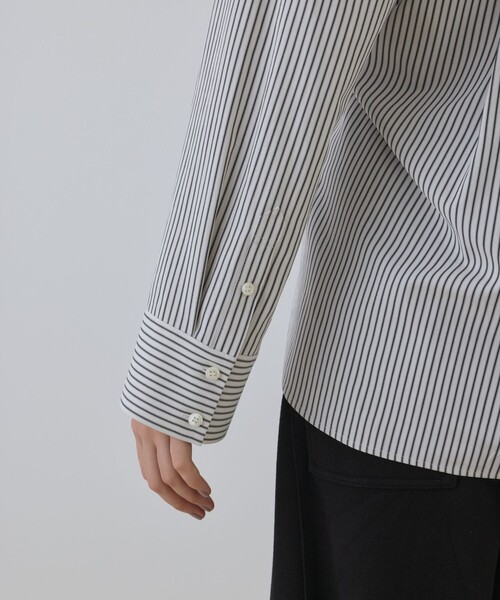 Diagram（ダイアグラム）の「エンブレム刺繍シャツ（シャツ/ブラウス・レディース・サックスブルー/ブラック・38/36）」の21枚目の写真