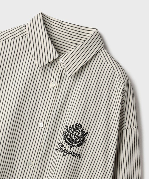 Diagram（ダイアグラム）の「エンブレム刺繍シャツ（シャツ/ブラウス・レディース・サックスブルー/ブラック・38/36）」の6枚目の写真