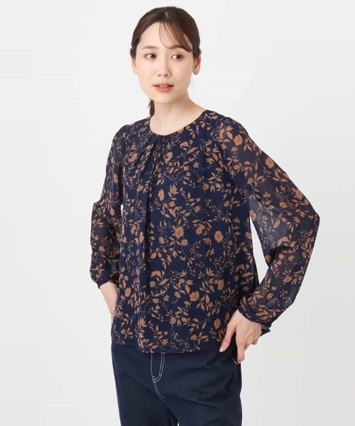 MK MICHEL KLEIN（エムケーミッシェルクラン）の「レトロ花柄ブラウス/洗える（シャツ/ブラウス・レディース・ライトブルー/ネイビー・38）」の18枚目の写真