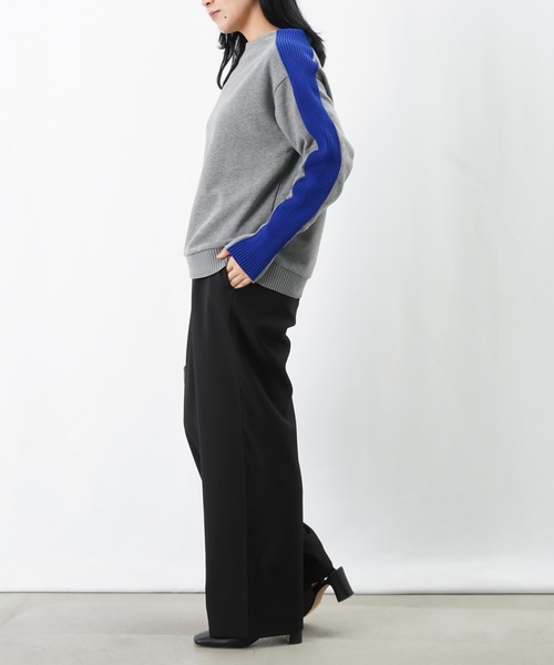 LUCA/LADY LUCK LUCA（ルカ/レディラックルカ）の「LC/LLL 裏毛袖ラインボトルネックニット（Tシャツ/カットソー・レディース・ブラック/ライトベージュ/グレー・FREE）」の17枚目の写真