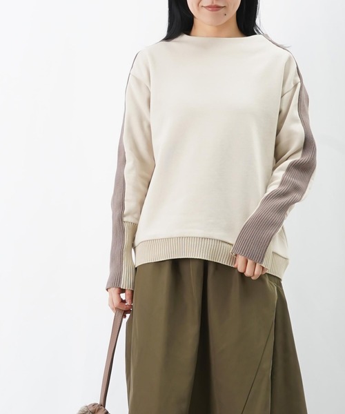 LUCA/LADY LUCK LUCA（ルカ/レディラックルカ）の「LC/LLL 裏毛袖ラインボトルネックニット（Tシャツ/カットソー・レディース・ブラック/ライトベージュ/グレー・FREE）」の5枚目の写真