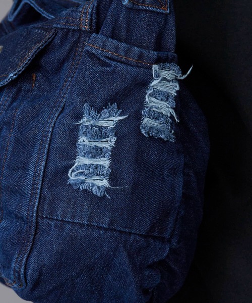 Theater code(シアターコード)の「Wash-Processed Distressed Denim Shoulder Bag / ウォッシュ加工 ダメージデニムショルダーバッグ(ショルダーバッグ・メンズ・ブラック/ライトブルー/ダークブルー・FREE)」の6枚目の写真