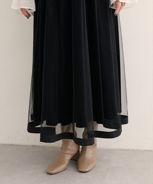 natural couture（ナチュラルクチュール）の「【WEB限定】サテンパイピングチュールスカート（スカート・レディース・ブラック/サックスブルー/オフホワイト/ブラウン・FREE）」の9枚目の写真
